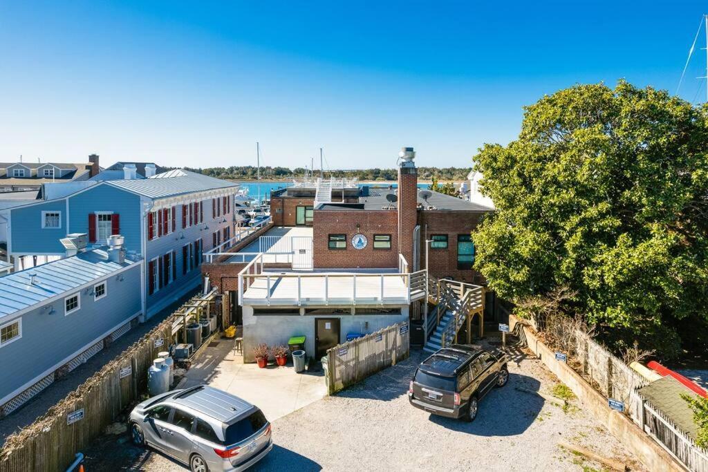 Why Knot Getaway...Rooftop With Waterview! Unit D Beaufort Экстерьер фото