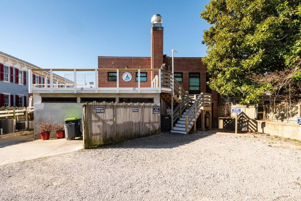 Why Knot Getaway...Rooftop With Waterview! Unit D Beaufort Экстерьер фото