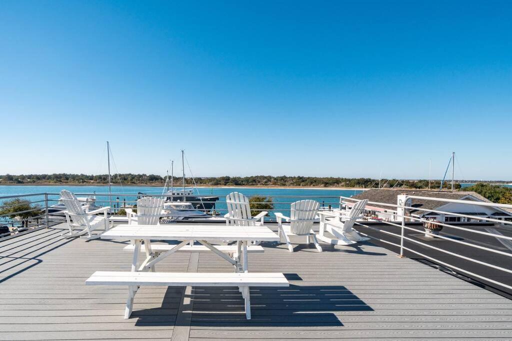 Why Knot Getaway...Rooftop With Waterview! Unit D Beaufort Экстерьер фото