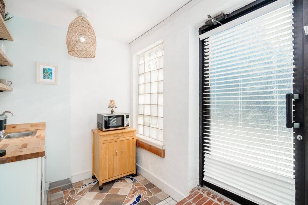 Why Knot Getaway...Rooftop With Waterview! Unit D Beaufort Экстерьер фото