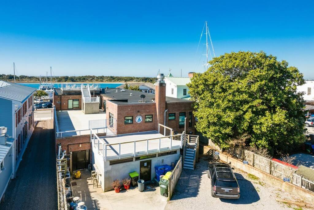 Why Knot Getaway...Rooftop With Waterview! Unit D Beaufort Экстерьер фото