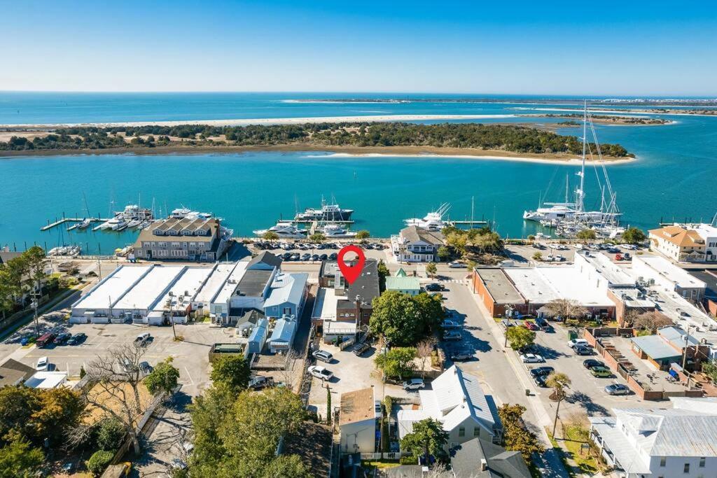 Why Knot Getaway...Rooftop With Waterview! Unit D Beaufort Экстерьер фото