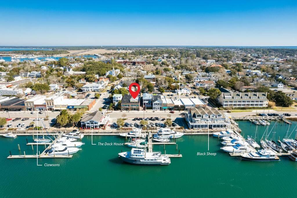 Why Knot Getaway...Rooftop With Waterview! Unit D Beaufort Экстерьер фото